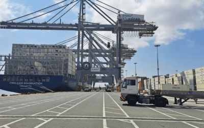 Ecuador proyecta un crecimiento del 10% en exportaciones para 2026