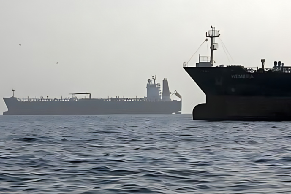 Acuerdo de paz entre EE.UU. e Irán abre expectativas de reapertura del tránsito marítimo en el Estrecho de Ormuz, pero persiste la cautela 